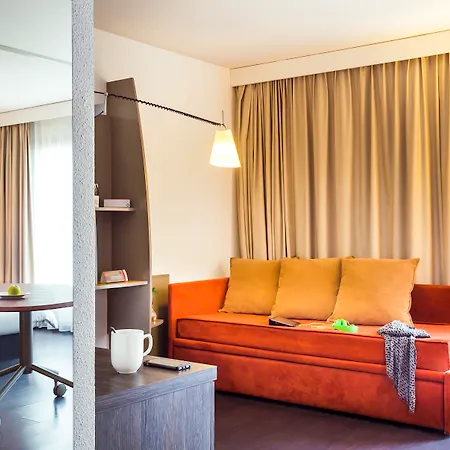 Apart Otel Adagio Centre 4*