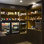 Adagio Centre