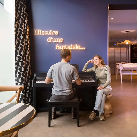Adagio Centre Aparthotel 4*