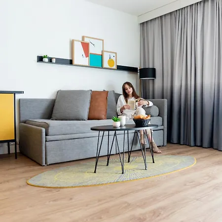 Adagio Centre Aparthotel 4*