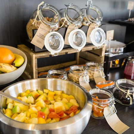 Aparthotel Adagio Centre 4*