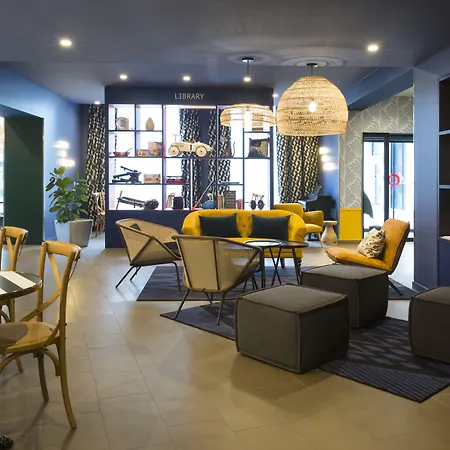 Aparthotel Adagio Centre 4*