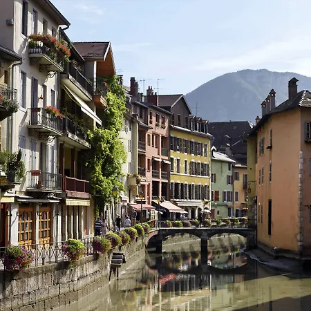 Adagio Centre 4* Annecy