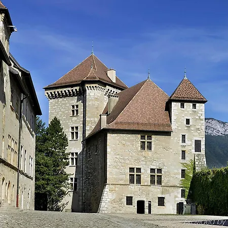 Aparthotel Adagio Centre 4*