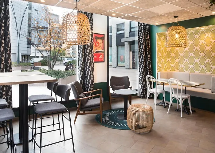 Adagio Centre Aparthotel 4*