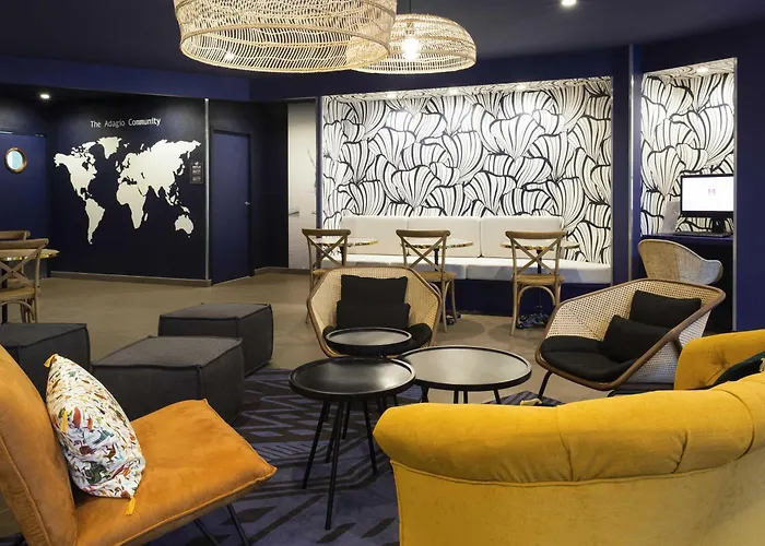 Adagio Centre 4*